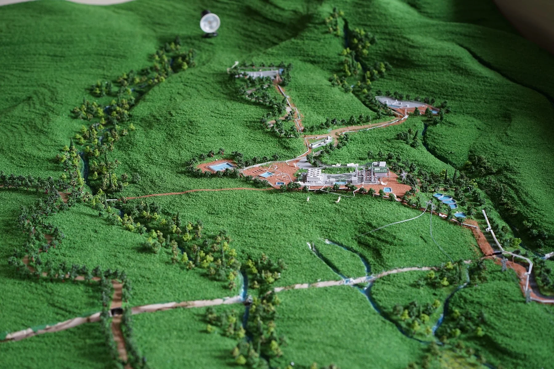 Power Plant Muara Laboh technical terrain diorama with facility, road, rivers, and green landscape.